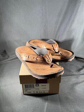 Clarks women's sandals size 9 Fenner Flair Honey Flip Flops Flat